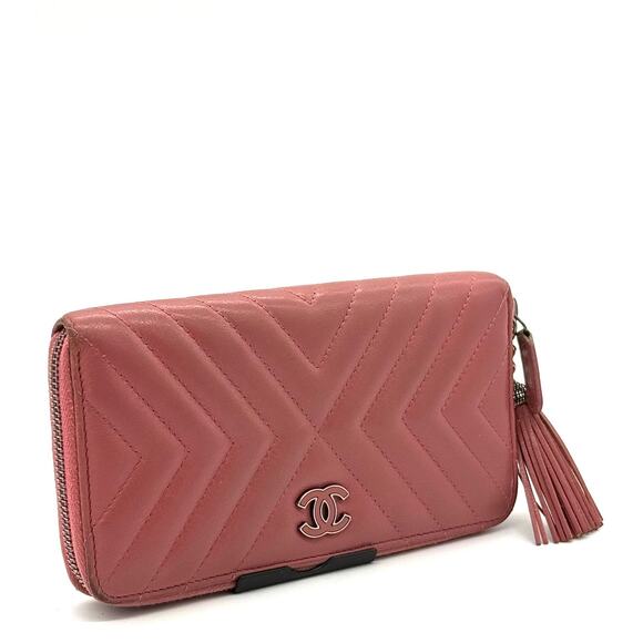 Chanel Caviar Quilted Large CC logo Zip Around Wallet Pink*Very Nice Condition - Picture 1 of 16